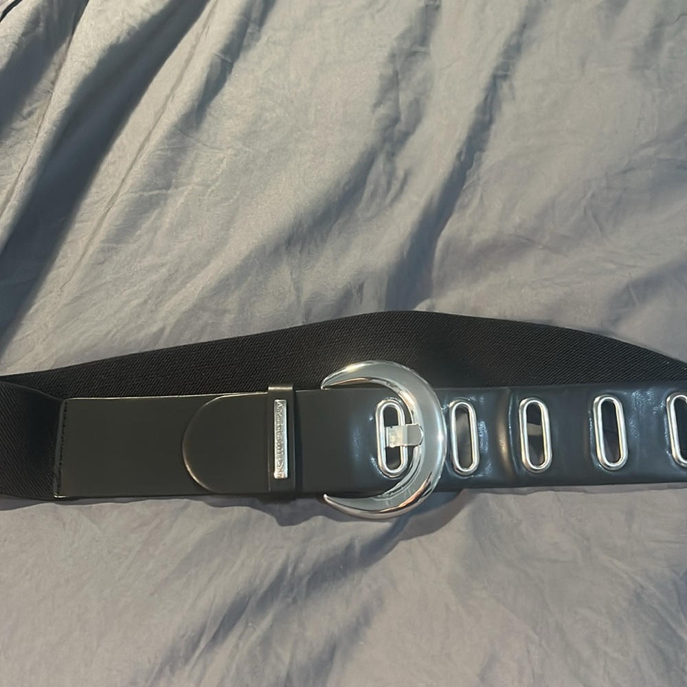 Stretch belt for dresses